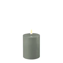 Deluxe Homeart LED Stumpenkerze Real Flame salbei green